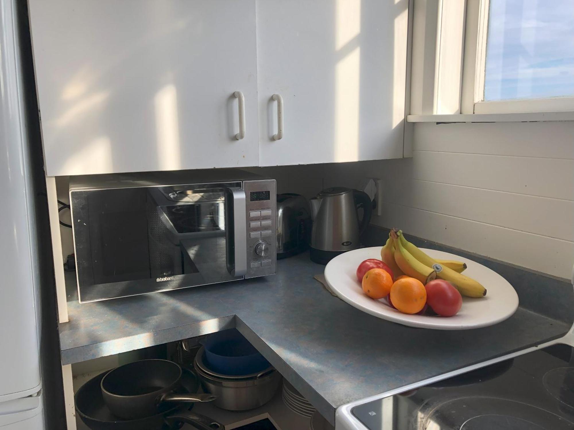 Seafront Haven In Island Bay With Deck, Outdoor Bath, And Parking Apartment Wellington Luaran gambar